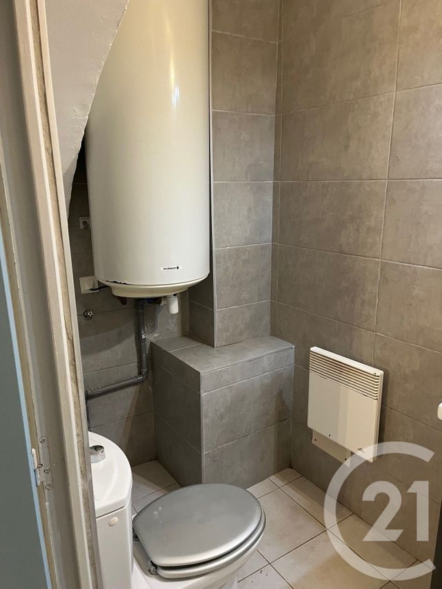 Appartement F1 bis &agrave; louer - 2 pi&egrave;ces - 45 m2 - Quissac - 30 - LANGUEDOC-ROUSSILLON