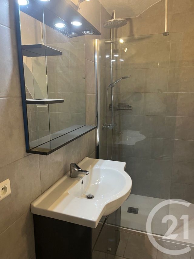 Appartement F1 bis &agrave; louer - 2 pi&egrave;ces - 45 m2 - Quissac - 30 - LANGUEDOC-ROUSSILLON