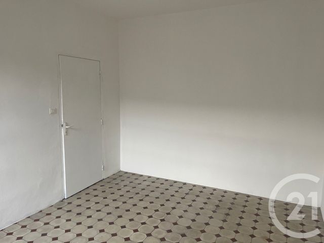 Appartement F3 &agrave; louer - 3 pi&egrave;ces - 63,50 m2 - Sommieres - 30 - LANGUEDOC-ROUSSILLON