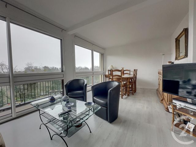 Appartement F3 &agrave; vendre - 3 pi&egrave;ces - 55 m2 - La Celle St Cloud - 78 - ILE-DE-FRANCE