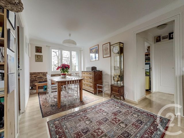 Appartement F4 &agrave; vendre - 4 pi&egrave;ces - 68,94 m2 - La Celle St Cloud - 78 - ILE-DE-FRANCE