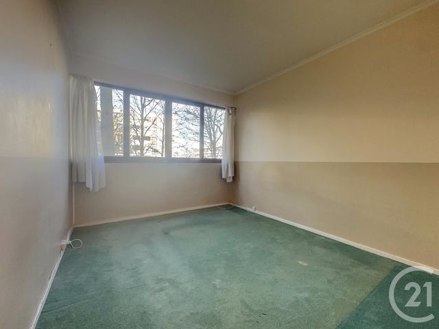 Appartement F4 à vendre - 4 pièces - 71,24 m2 - La Celle St Cloud - 78 - ILE-DE-FRANCE