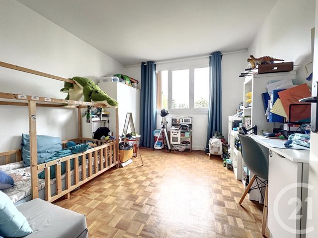 Appartement F5 à vendre - 5 pièces - 88,79 m2 - La Celle St Cloud - 78 - ILE-DE-FRANCE
