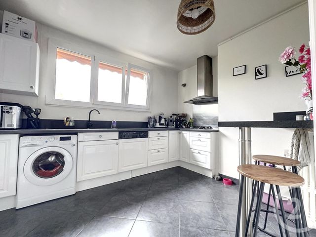 Appartement F5 à vendre - 5 pièces - 88,79 m2 - La Celle St Cloud - 78 - ILE-DE-FRANCE