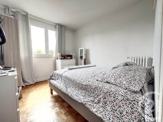 Appartement F5 à vendre - 5 pièces - 88,79 m2 - La Celle St Cloud - 78 - ILE-DE-FRANCE