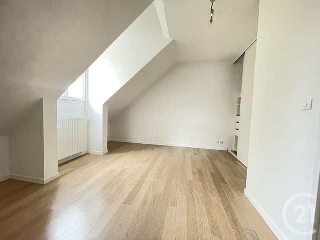 Maison &agrave; louer - 6 pi&egrave;ces - 160 m2 - Mareil Marly - 78 - ILE-DE-FRANCE