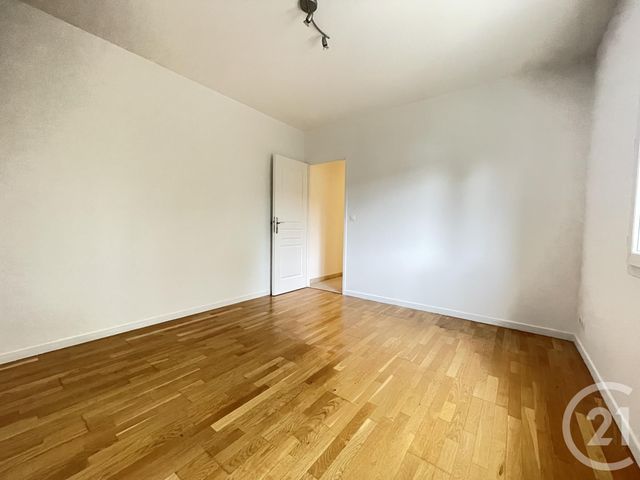 Maison &agrave; louer - 6 pi&egrave;ces - 160 m2 - Mareil Marly - 78 - ILE-DE-FRANCE