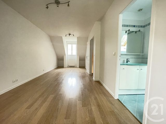 Maison &agrave; louer - 6 pi&egrave;ces - 160 m2 - Mareil Marly - 78 - ILE-DE-FRANCE