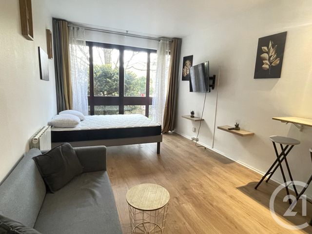 Appartement F1 &agrave; louer - 1 pi&egrave;ce - 21 m2 - La Celle St Cloud - 78 - ILE-DE-FRANCE