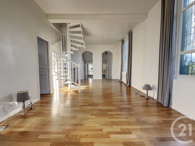 Maison &agrave; vendre - 5 pi&egrave;ces - 119 m2 - Rueil Malmaison - 92 - ILE-DE-FRANCE