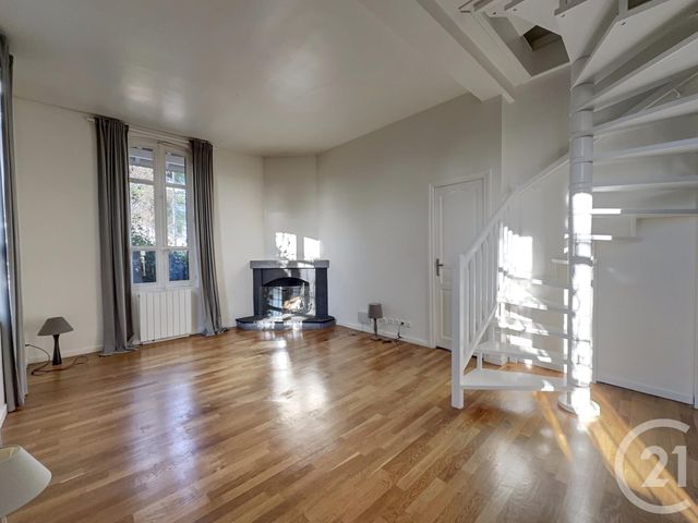 Maison &agrave; vendre - 5 pi&egrave;ces - 119 m2 - Rueil Malmaison - 92 - ILE-DE-FRANCE