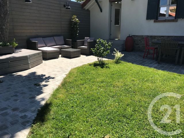 Maison &agrave; vendre - 5 pi&egrave;ces - 119 m2 - Rueil Malmaison - 92 - ILE-DE-FRANCE