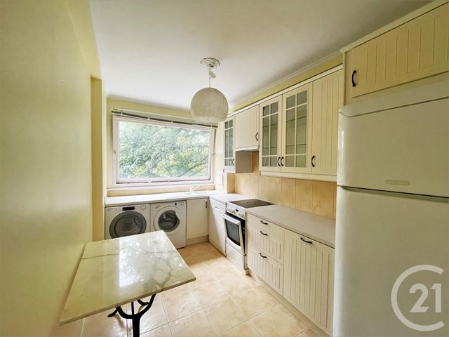 Appartement F3 &agrave; louer - 4 pi&egrave;ces - 73 m2 - La Celle St Cloud - 78 - ILE-DE-FRANCE