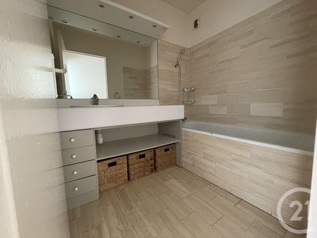 Appartement F4 &agrave; louer - 4 pi&egrave;ces - 102,63 m2 - Bougival - 78 - ILE-DE-FRANCE