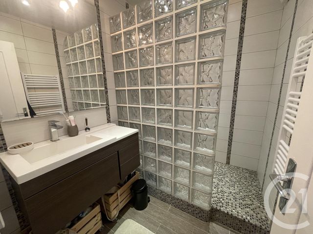 Appartement &agrave; louer - 3 pi&egrave;ces - 58 m2 - Louveciennes - 78 - ILE-DE-FRANCE