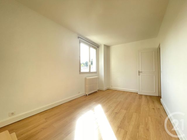 Appartement F5 &agrave; louer - 5 pi&egrave;ces - 78,18 m2 - Bougival - 78 - ILE-DE-FRANCE