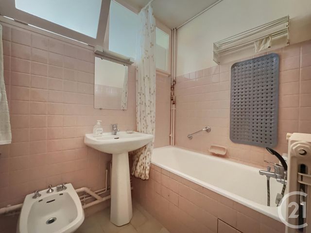 Appartement F4 &agrave; vendre - 4 pi&egrave;ces - 64,93 m2 - Bougival - 78 - ILE-DE-FRANCE