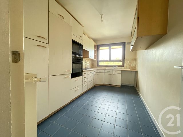 Appartement &agrave; louer - 4 pi&egrave;ces - 89,55 m2 - Louveciennes - 78 - ILE-DE-FRANCE