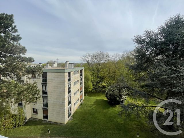 Appartement &agrave; louer - 4 pi&egrave;ces - 89,55 m2 - Louveciennes - 78 - ILE-DE-FRANCE
