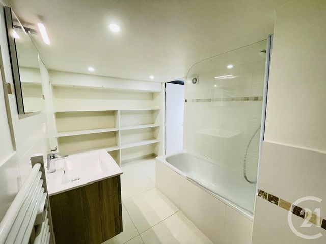 Appartement &agrave; louer - 2 pi&egrave;ces - 55,67 m2 - Marly Le Roi - 78 - ILE-DE-FRANCE