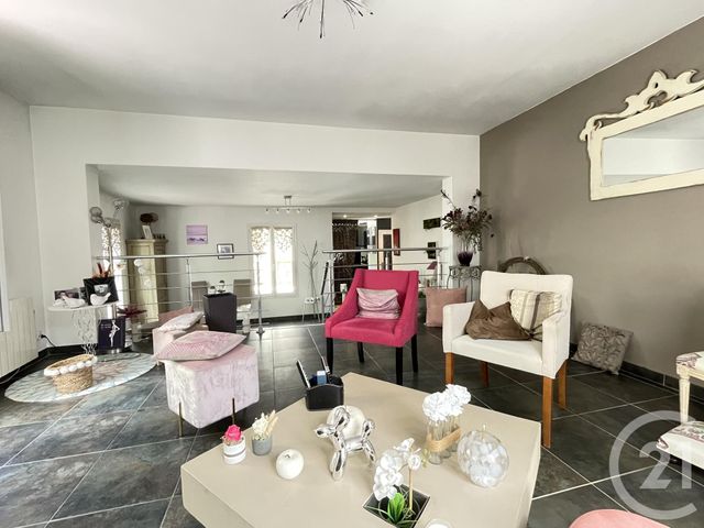 Maison &agrave; louer - 5 pi&egrave;ces - 107 m2 - Louveciennes - 78 - ILE-DE-FRANCE