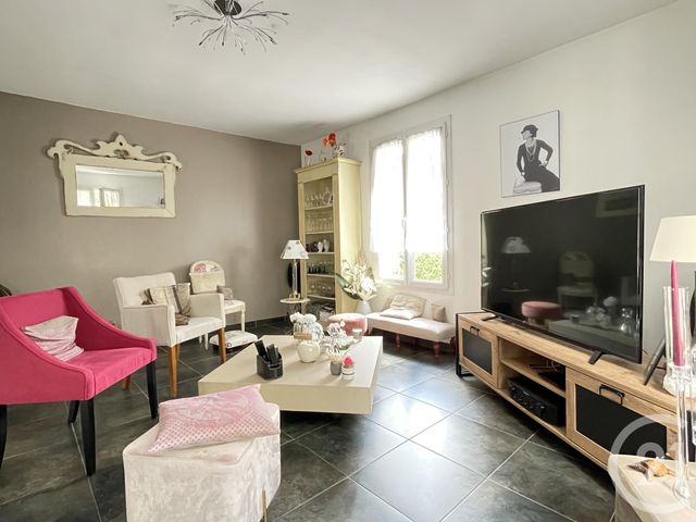 Maison &agrave; louer - 5 pi&egrave;ces - 107 m2 - Louveciennes - 78 - ILE-DE-FRANCE