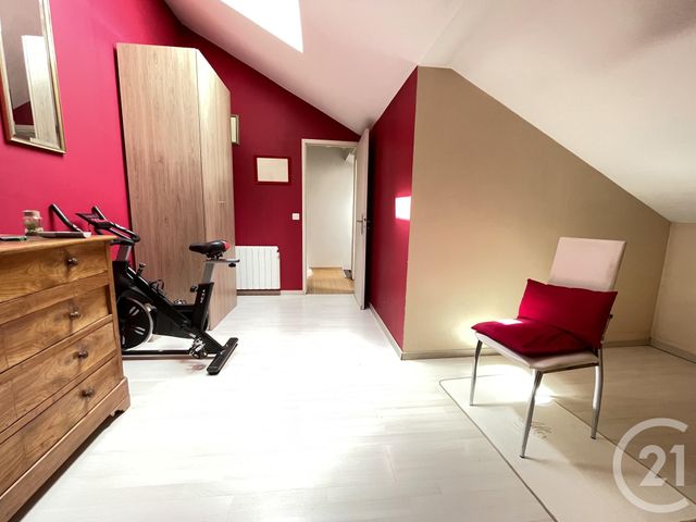 Maison &agrave; louer - 5 pi&egrave;ces - 107 m2 - Louveciennes - 78 - ILE-DE-FRANCE