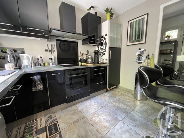 Maison &agrave; louer - 5 pi&egrave;ces - 107 m2 - Louveciennes - 78 - ILE-DE-FRANCE