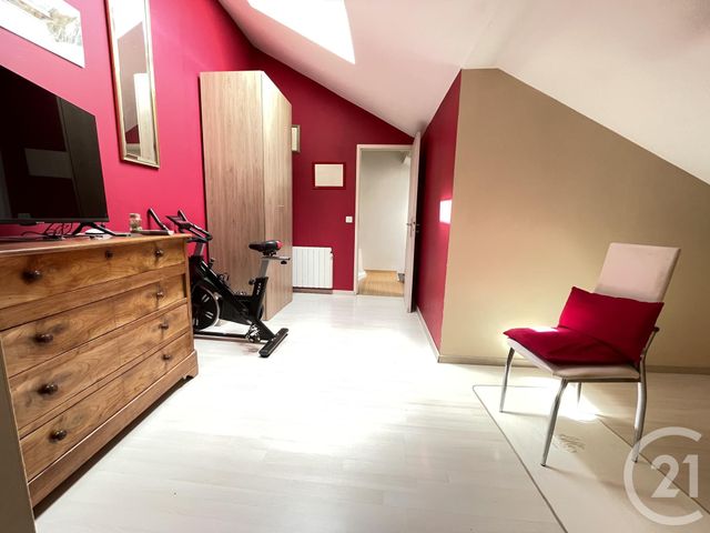 Maison &agrave; louer - 5 pi&egrave;ces - 107 m2 - Louveciennes - 78 - ILE-DE-FRANCE