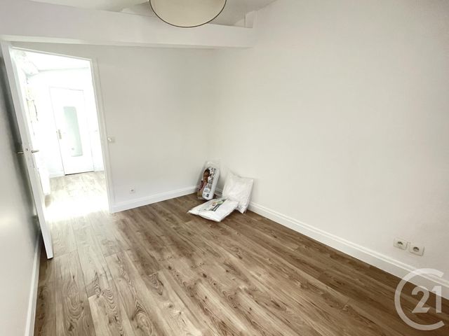 Appartement F1 &agrave; louer - 1 pi&egrave;ce - 18 m2 - Bougival - 78 - ILE-DE-FRANCE