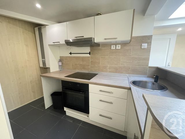 Appartement F2 &agrave; louer - 2 pi&egrave;ces - 39,44 m2 - Rueil Malmaison - 92 - ILE-DE-FRANCE