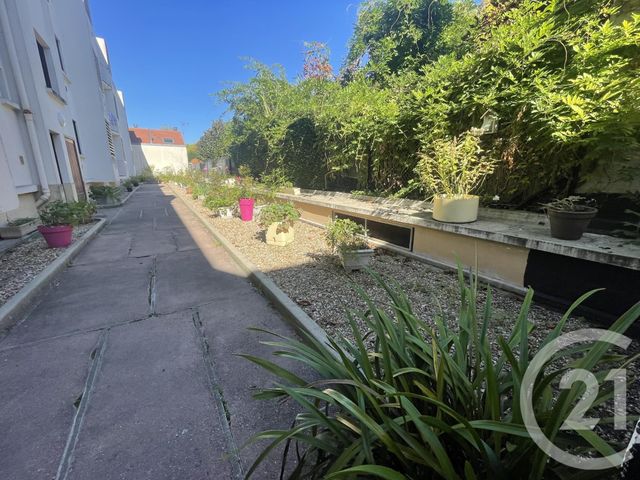 Appartement F3 &agrave; louer - 3 pi&egrave;ces - 53,28 m2 - Bougival - 78 - ILE-DE-FRANCE