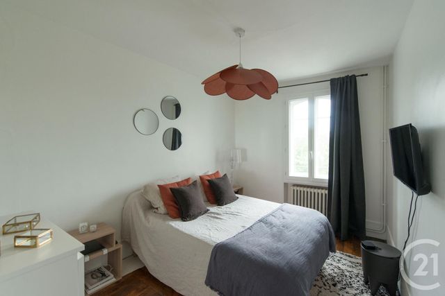 Appartement F4 &agrave; louer - 4 pi&egrave;ces - 66,30 m2 - Bougival - 78 - ILE-DE-FRANCE