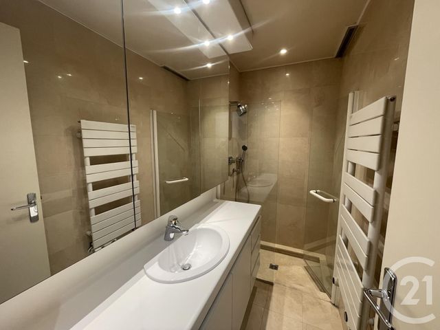 Appartement &agrave; louer - 5 pi&egrave;ces - 135,28 m2 - Louveciennes - 78 - ILE-DE-FRANCE