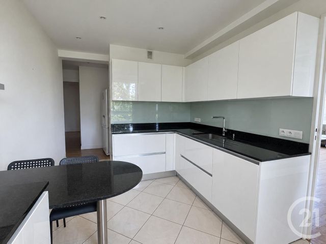 Appartement &agrave; louer - 5 pi&egrave;ces - 135,28 m2 - Louveciennes - 78 - ILE-DE-FRANCE