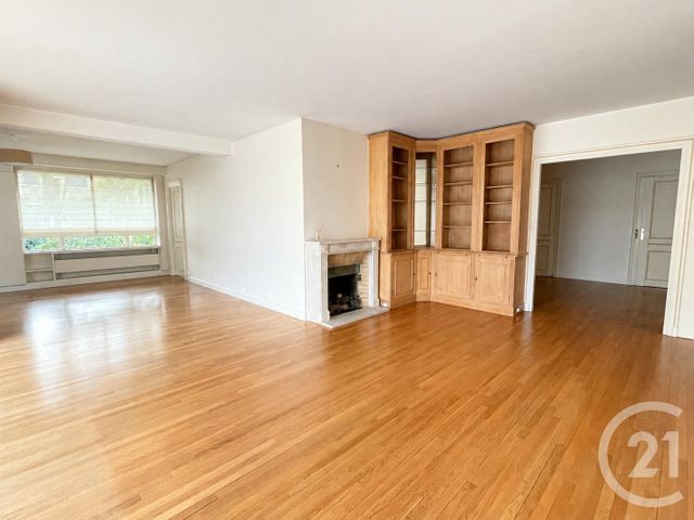 Appartement &agrave; louer - 5 pi&egrave;ces - 135,28 m2 - Louveciennes - 78 - ILE-DE-FRANCE