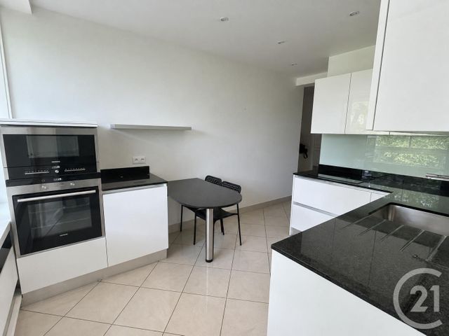 Appartement &agrave; louer - 5 pi&egrave;ces - 135,28 m2 - Louveciennes - 78 - ILE-DE-FRANCE
