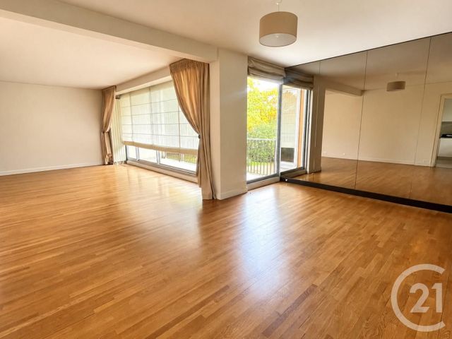 Appartement &agrave; louer - 5 pi&egrave;ces - 135,28 m2 - Louveciennes - 78 - ILE-DE-FRANCE