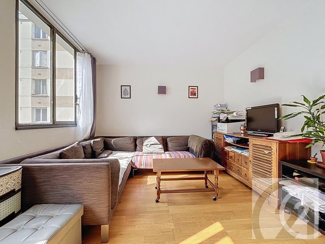 Appartement F3 &agrave; vendre - 4 pi&egrave;ces - 68,15 m2 - Paris - 75018 - ILE-DE-FRANCE