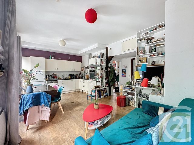 Appartement F3 à vendre - 3 pièces - 48,60 m2 - Paris - 75018 - ILE-DE-FRANCE