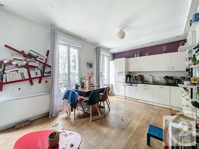 Appartement F3 à vendre - 3 pièces - 48,60 m2 - Paris - 75018 - ILE-DE-FRANCE