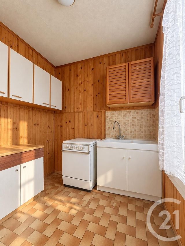 Appartement F2 &agrave; vendre - 2 pi&egrave;ces - 34 m2 - Paris - 75018 - ILE-DE-FRANCE