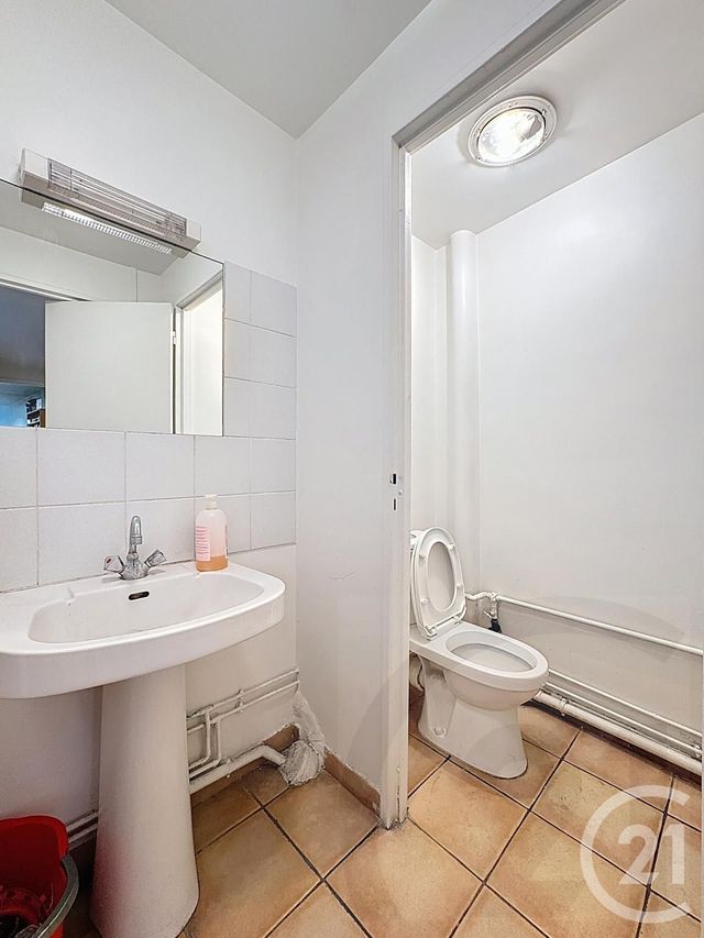 Local commercial à vendre - 62.0 m2 - 75 - Paris