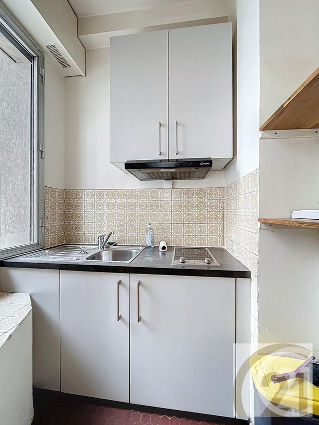 Appartement F1 à vendre - 1 pièce - 22,35 m2 - Paris - 75018 - ILE-DE-FRANCE