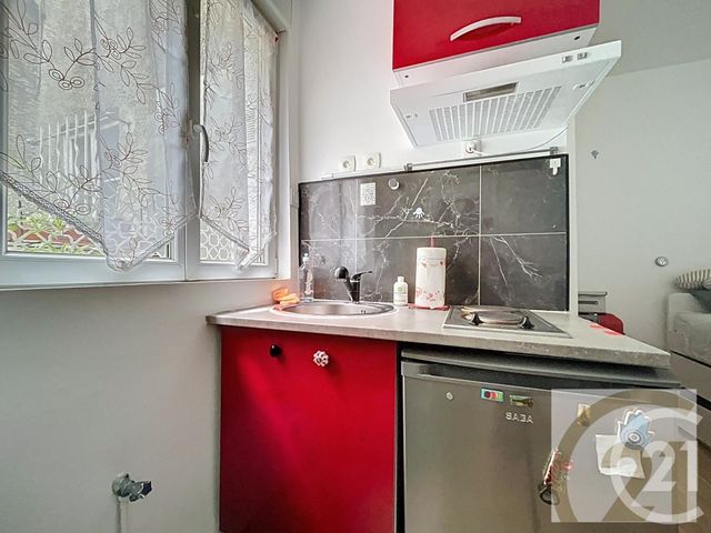 Appartement Studio à vendre - 1 pièce - 11,50 m2 - Paris - 75018 - ILE-DE-FRANCE