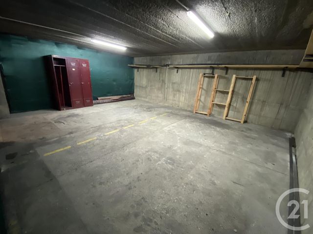 Parking &agrave; louer - 45 m2 - Paris - 75018 - ILE-DE-FRANCE