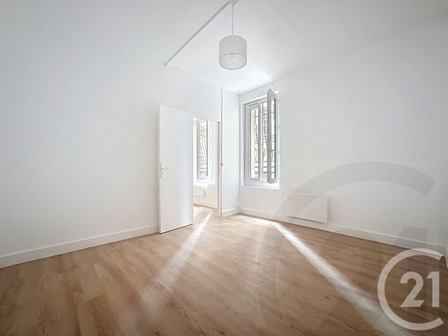 Appartement F2 à vendre - 2 pièces - 36 m2 - Paris - 75018 - ILE-DE-FRANCE