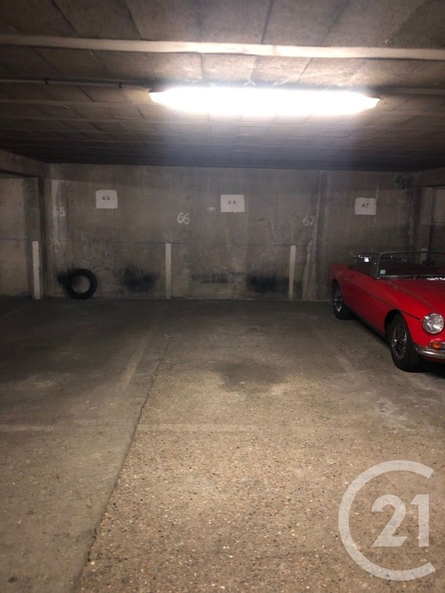 parking - PARIS - 75018