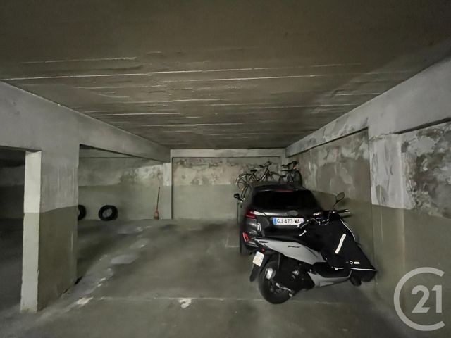 parking - PARIS - 75017