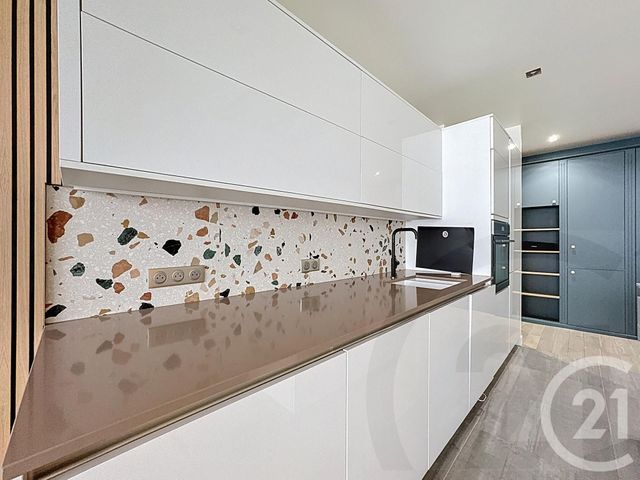 Appartement &agrave; vendre - 3 pi&egrave;ces - 65 m2 - Paris - 75018 - ILE-DE-FRANCE